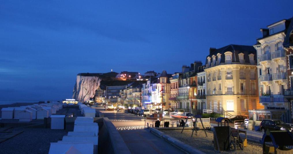 Les Baigneurs Apt Tres Calme 2 Chambres 58 M2 Parking Prive Et Balcon Mers-les-Bains Eksteriør billede